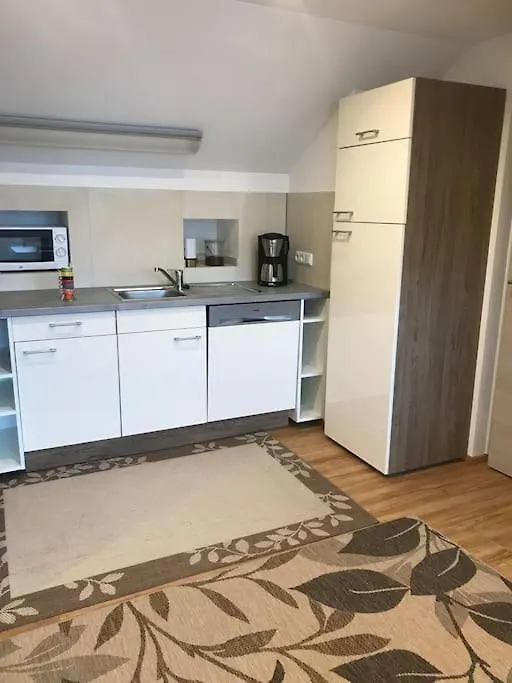 Ferienwohnung In Wiesent-Gerne Handwerker/Monteure 0*, Wiesent